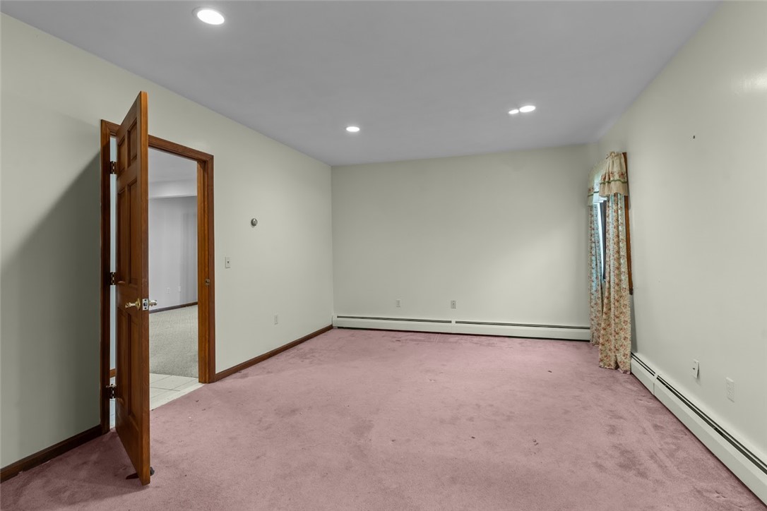 385 Olney Arnold Road Cranston, RI 02921 - Photo 16 of 50 Gallery Image 16