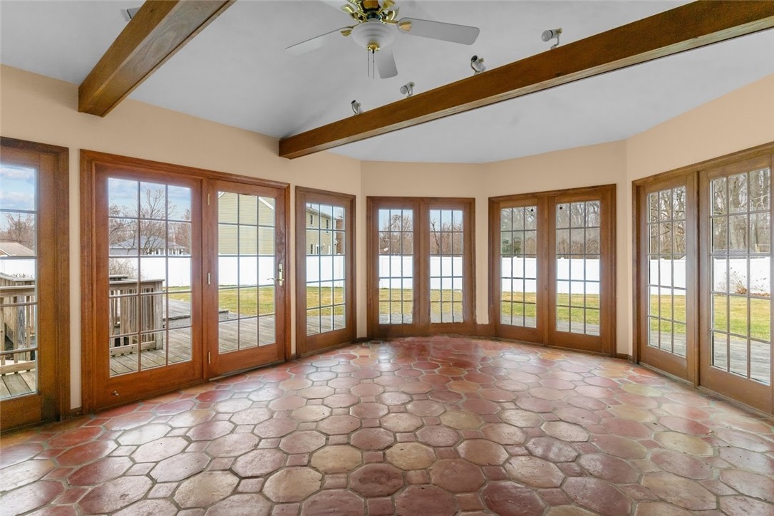 385 Olney Arnold Road Cranston, RI 02921 - Photo 17 of 50 Gallery Image 17
