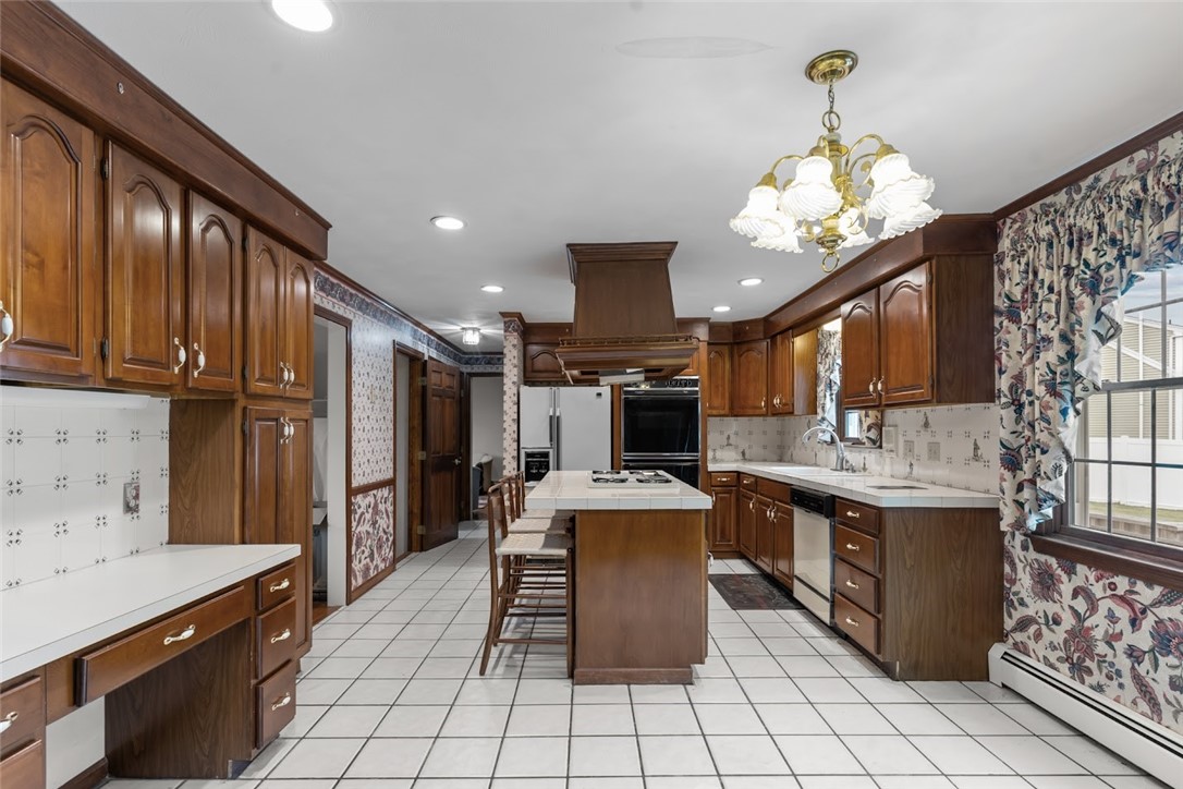 385 Olney Arnold Road Cranston, RI 02921 - Photo 26 of 50 Gallery Image 26