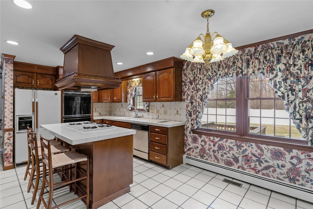 385 Olney Arnold Road Cranston, RI 02921 - Photo 28 of 50 Gallery Image 28