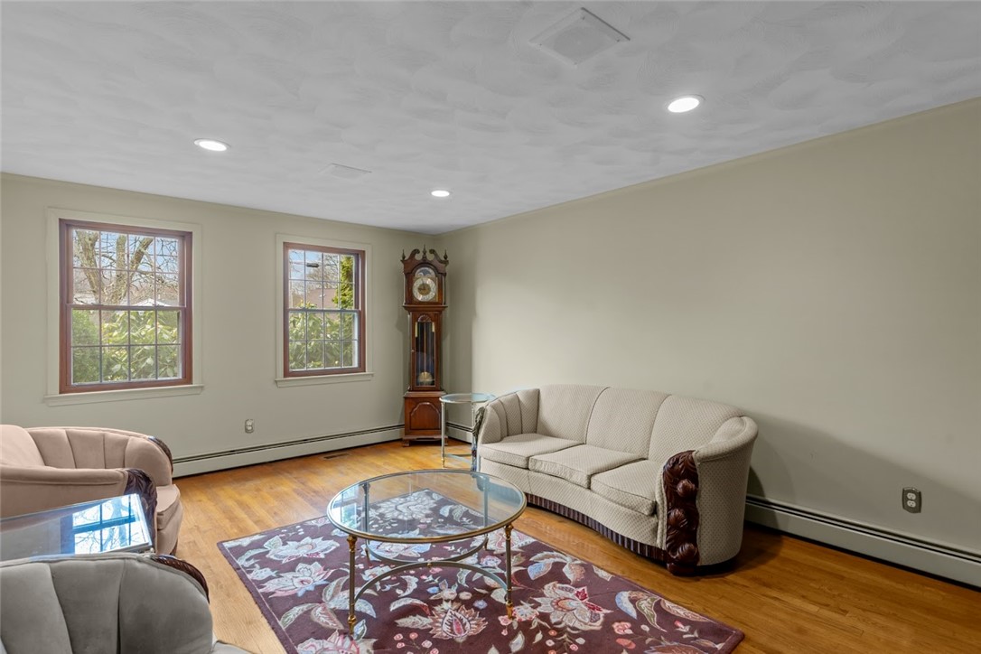 385 Olney Arnold Road Cranston, RI 02921 - Photo 36 of 50 Gallery Image 36