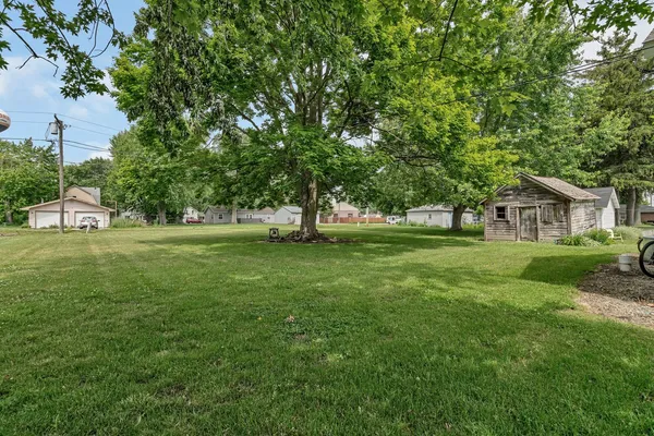 $215,000 | 107 North Elm Street, Gardner, IL 60424