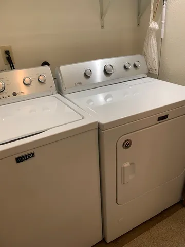 $189,900 | 4704 9th Street, Unit 2, East Moline, IL 61244