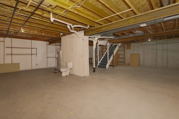 $174,900 | 4704 9th Street, Unit 2, East Moline, IL 61244