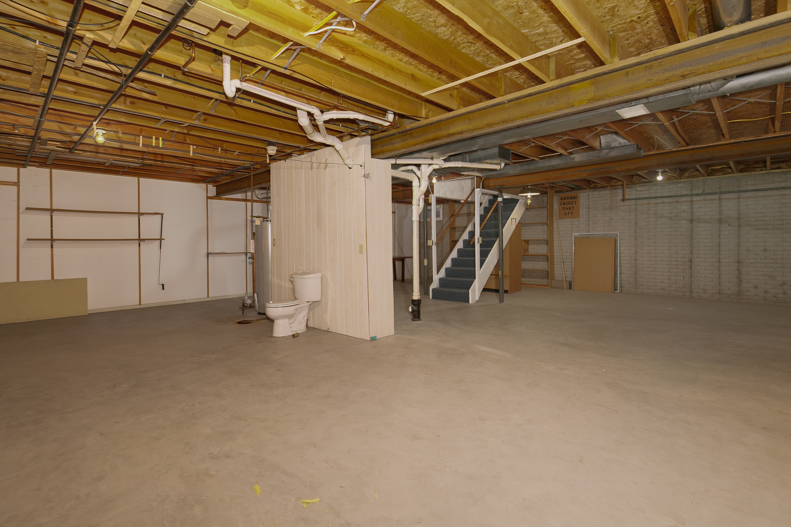 4704 9th Street, Unit 2 East Moline, IL 61244 - Photo 26 of 36