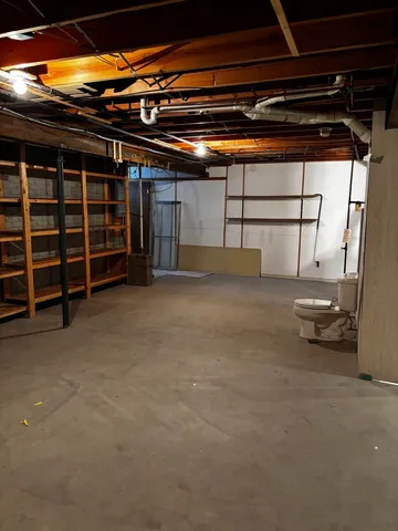 $189,900 | 4704 9th Street, Unit 2, East Moline, IL 61244