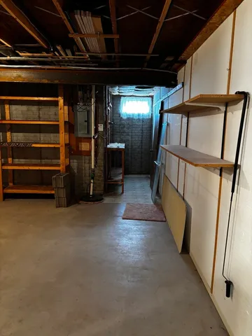 $189,900 | 4704 9th Street, Unit 2, East Moline, IL 61244