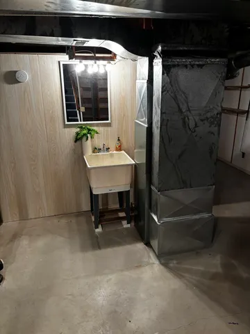 $189,900 | 4704 9th Street, Unit 2, East Moline, IL 61244