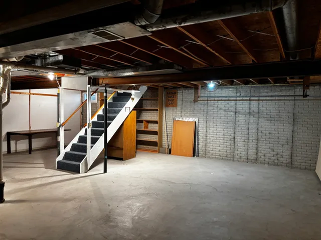 $189,900 | 4704 9th Street, Unit 2, East Moline, IL 61244