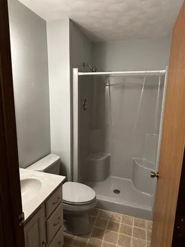 $189,900 | 4704 9th Street, Unit 2, East Moline, IL 61244