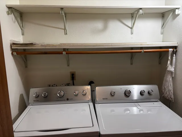 $189,900 | 4704 9th Street, Unit 2, East Moline, IL 61244