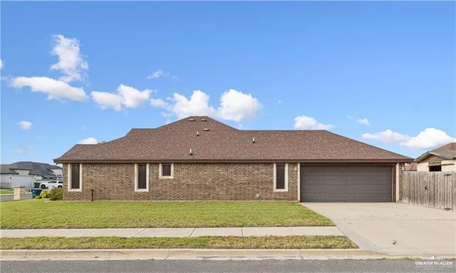 $2,100 | 522 Camila Street, Edinburg, TX 78542