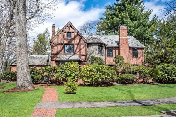 $3,350,000 | 81 Brackett Road, Newton, MA 02458