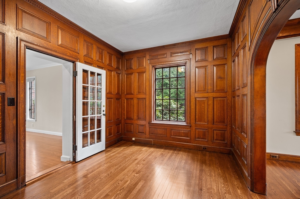 81 Brackett Road Newton, MA 02458 - Photo 18 of 40