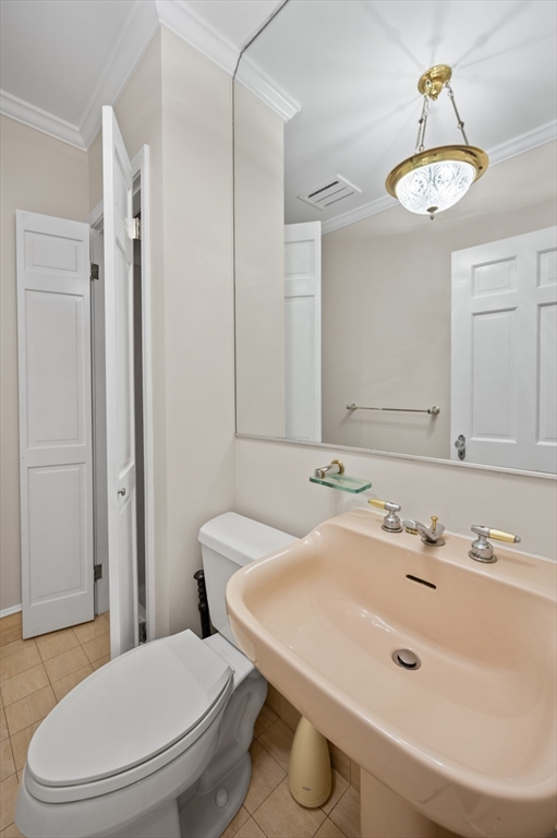 81 Brackett Road Newton, MA 02458 - Photo 21 of 40