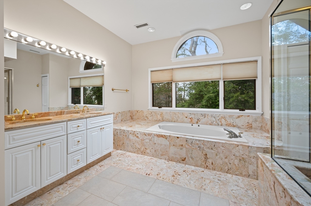 81 Brackett Road Newton, MA 02458 - Photo 25 of 40