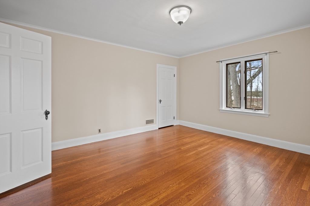 81 Brackett Road Newton, MA 02458 - Photo 30 of 40