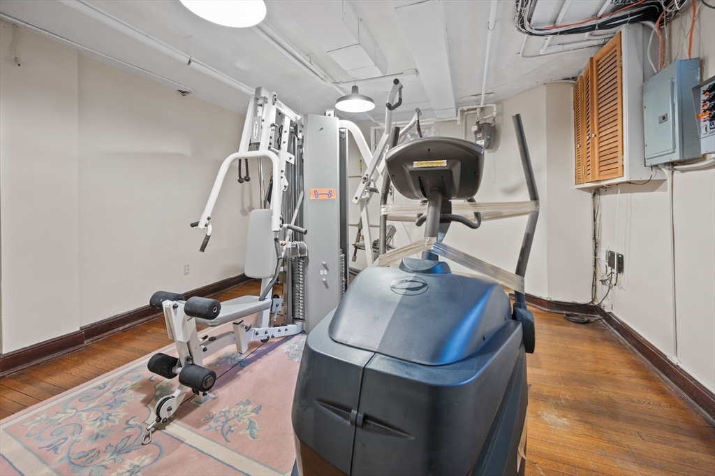 81 Brackett Road Newton, MA 02458 - Photo 38 of 40