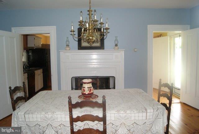 5609 Condon Road Cambridge, MD 21613 - Photo 15 of 27 Dining Room