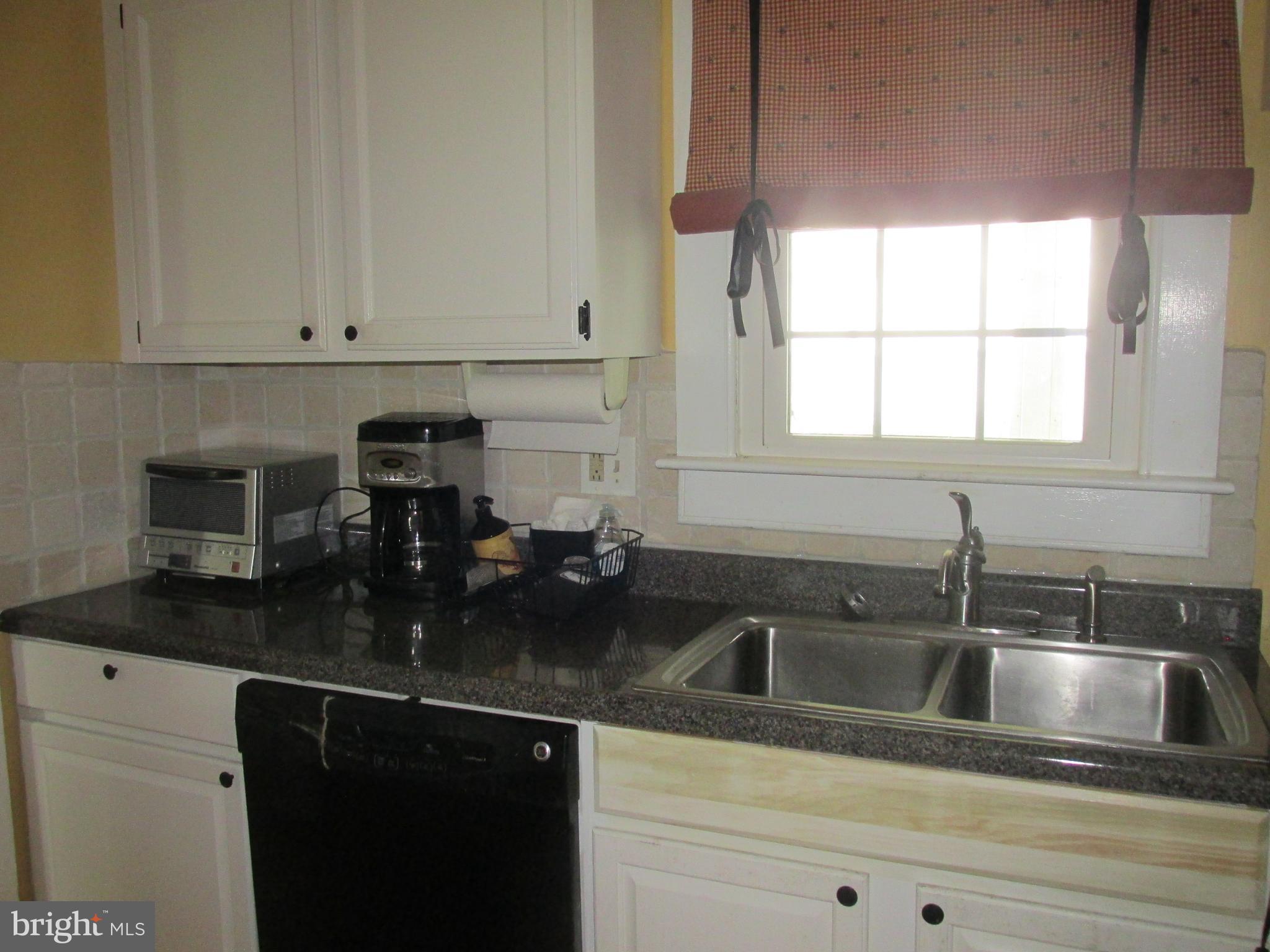 5609 Condon Road Cambridge, MD 21613 - Photo 19 of 27 Kitchen