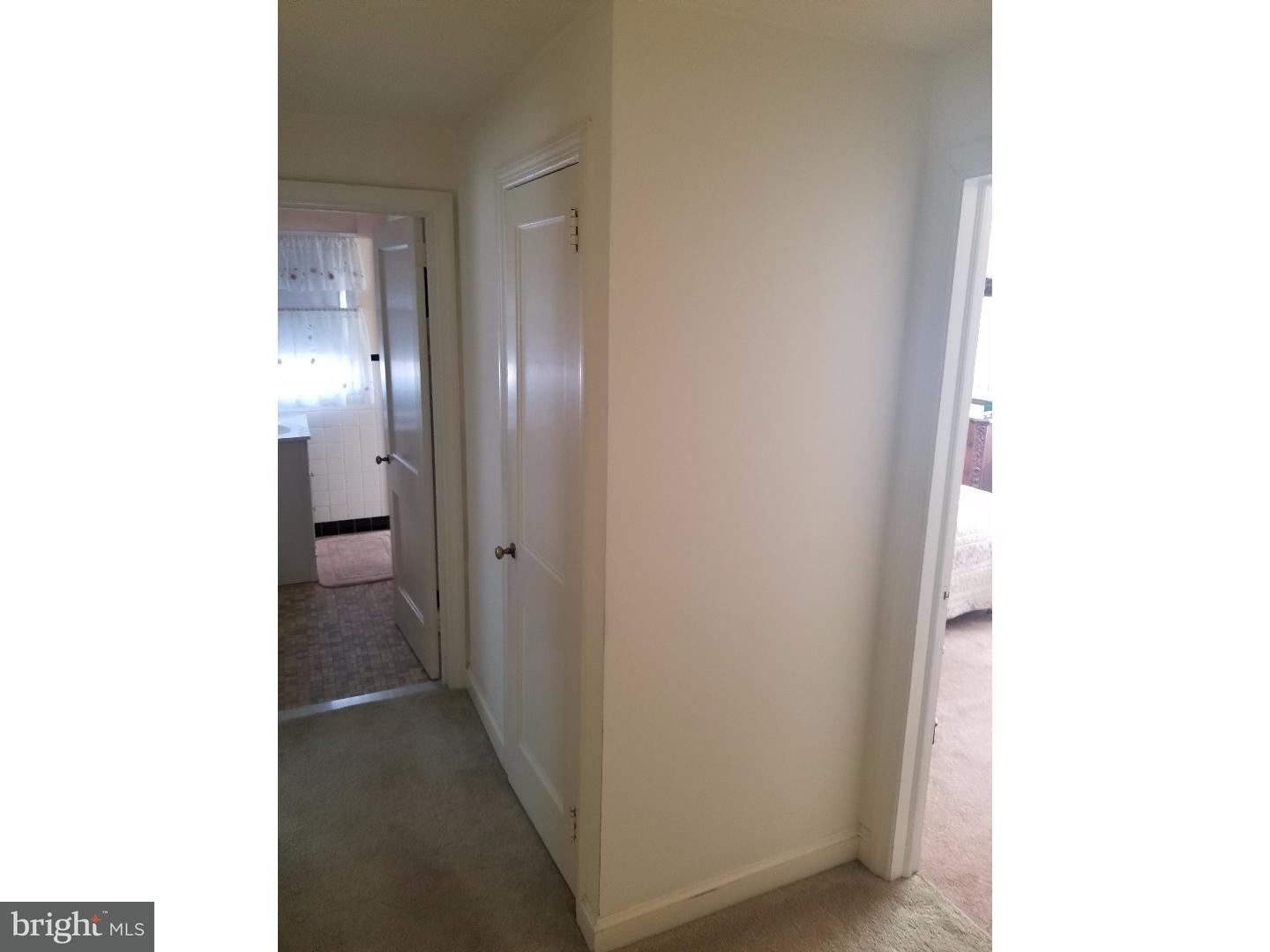 815 Laurel Road Yeadon, PA 19050 - Photo 13 of 21 Hallway