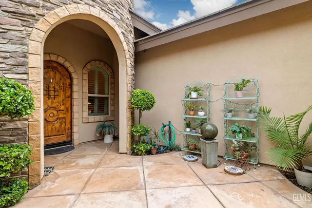 $719,000 | Undisclosed Address, Bakersfield, CA 93311