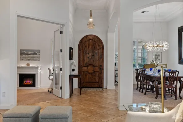 $719,000 | Undisclosed Address, Bakersfield, CA 93311