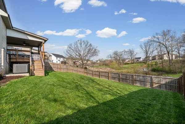 $2,300 | 1084 Barnhill Road, Clarksville, TN 37043