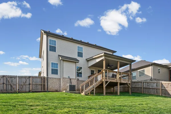 $2,300 | 1084 Barnhill Road, Clarksville, TN 37043