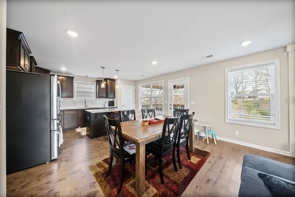 $2,300 | 1084 Barnhill Road, Clarksville, TN 37043