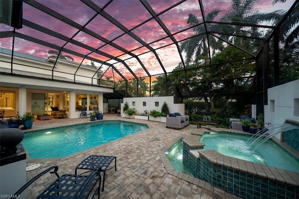 367 5th Avenue North Naples, FL 34102 - Photo 27 of 48 Privacy abounds