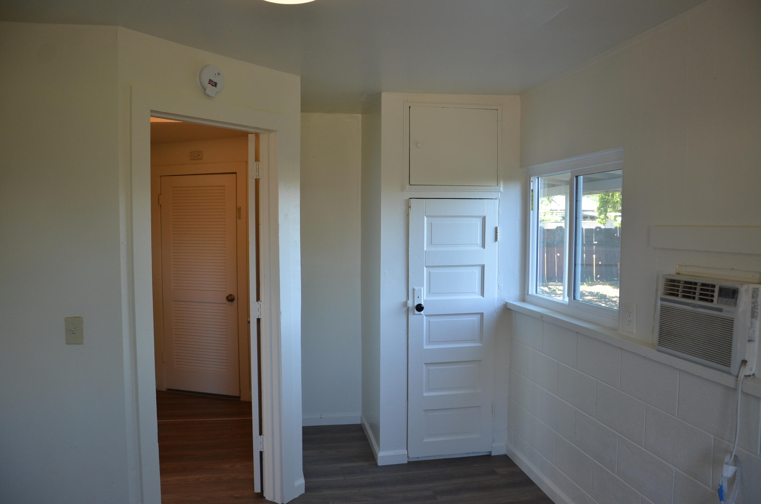 237 Smith Avenue Lemoore, CA 93245 - Photo 13 of 26 DSC_5019