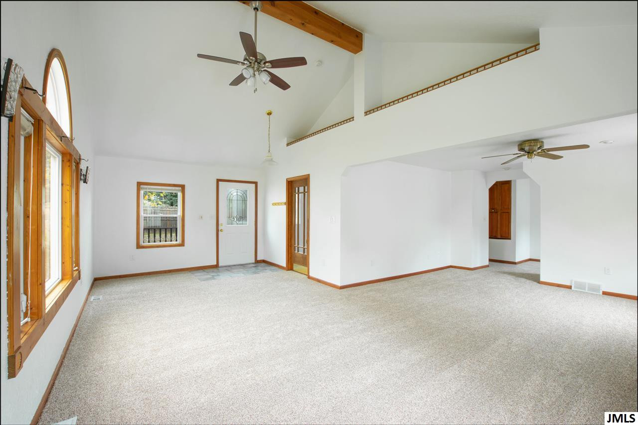 923 South Sutton Road Jackson, MI 49203 - Photo 8 of 31 Photo 8