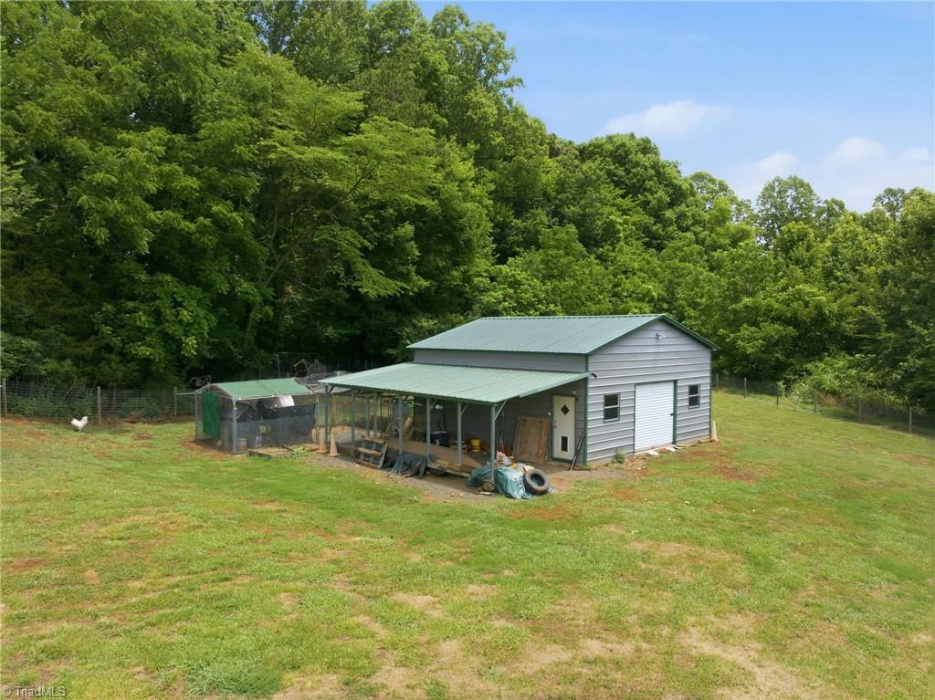 2335 Hohn Road High Point, NC 27263 - Photo 37 of 43