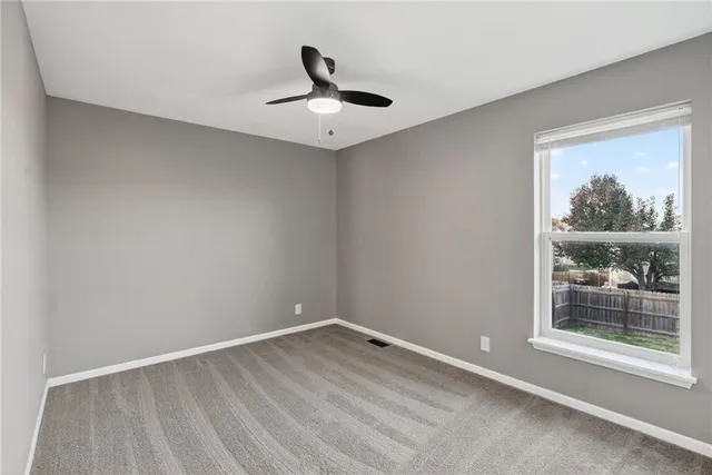 $350,000 | 800 East 14th Street, Kearney, MO 64060