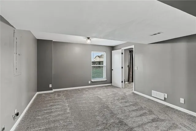 $350,000 | 800 East 14th Street, Kearney, MO 64060