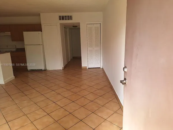 $1,800 | Central North Miami, North Miami, FL 33161