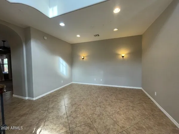 $3,950 | 18268 North 92nd Street, Scottsdale, AZ 85255