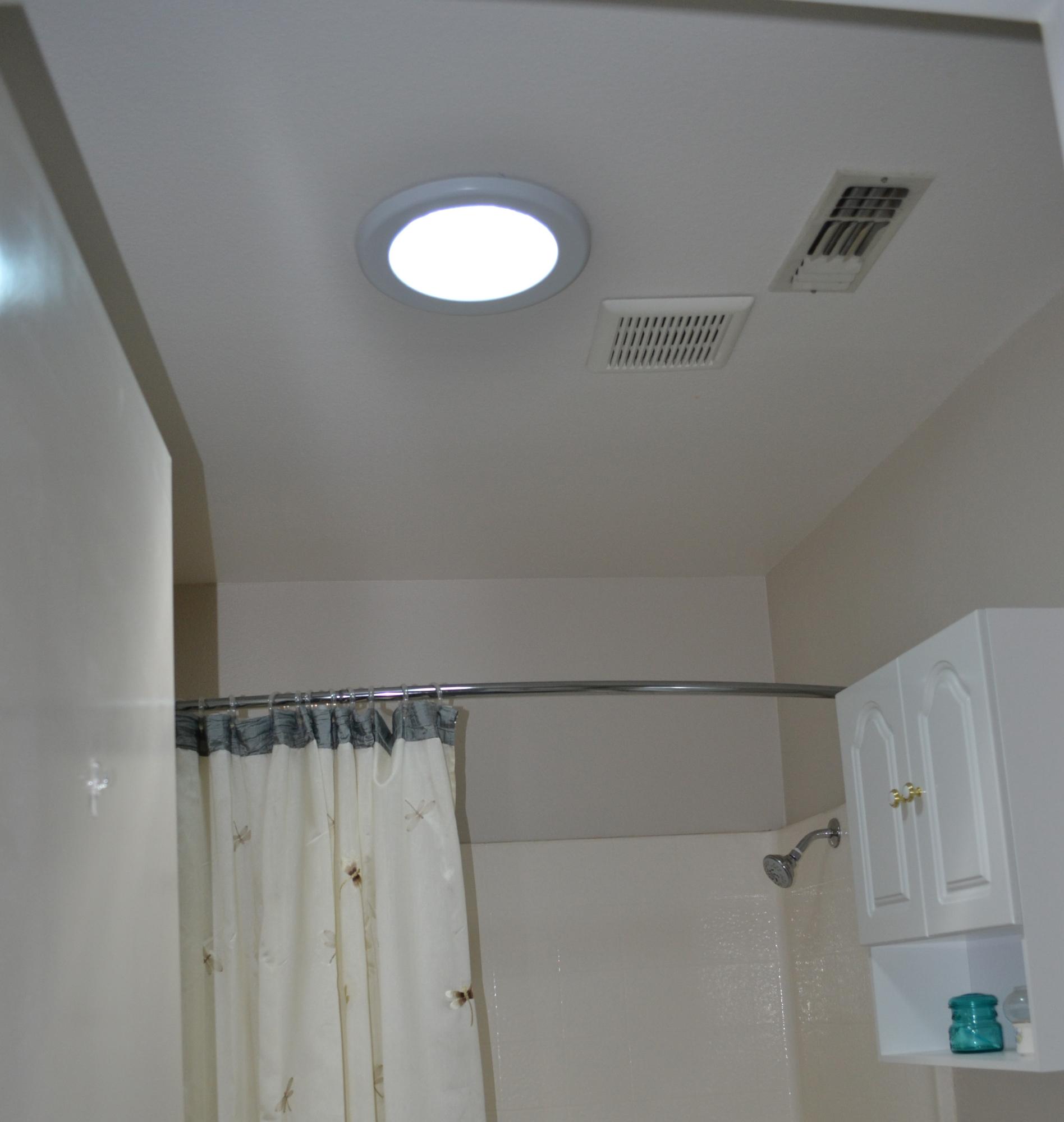 8634 Deschutes Road Palo Cedro, CA 96073 - Photo 12 of 24 Hall bath has a light tube