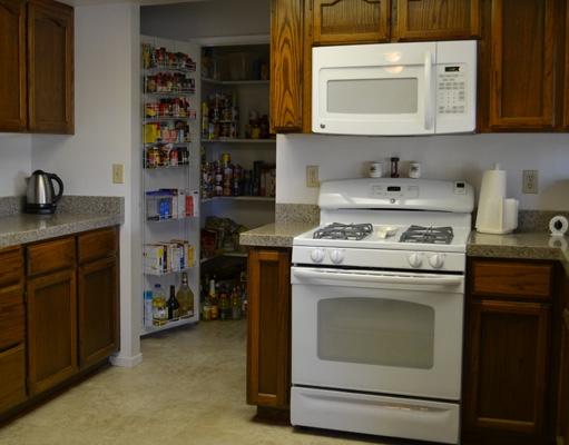 8634 Deschutes Road Palo Cedro, CA 96073 - Photo 10 of 24 Kitchen has a nice size pantry