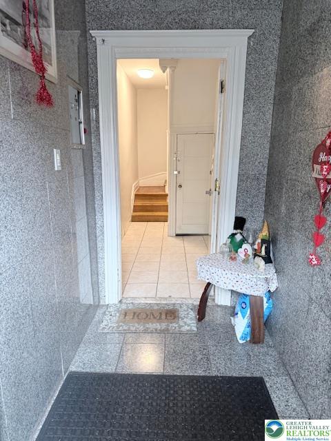 944 Walnut Street Allentown, PA 18102 - Photo 2 of 33