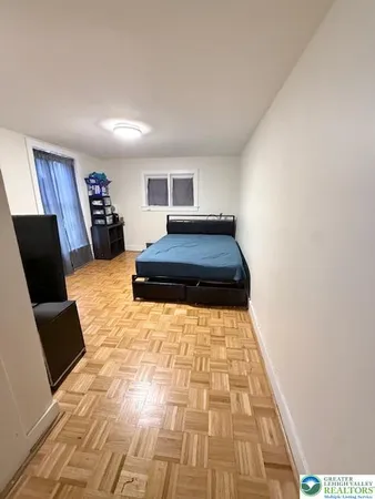 $2,100 | 944 Walnut Street, Allentown, PA 18102