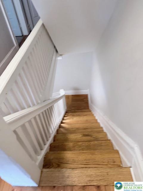 944 Walnut Street Allentown, PA 18102 - Photo 3 of 33