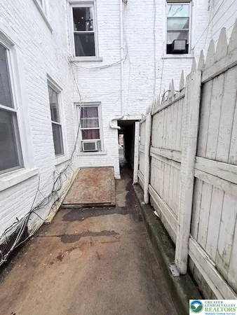 $2,100 | 944 Walnut Street, Allentown, PA 18102