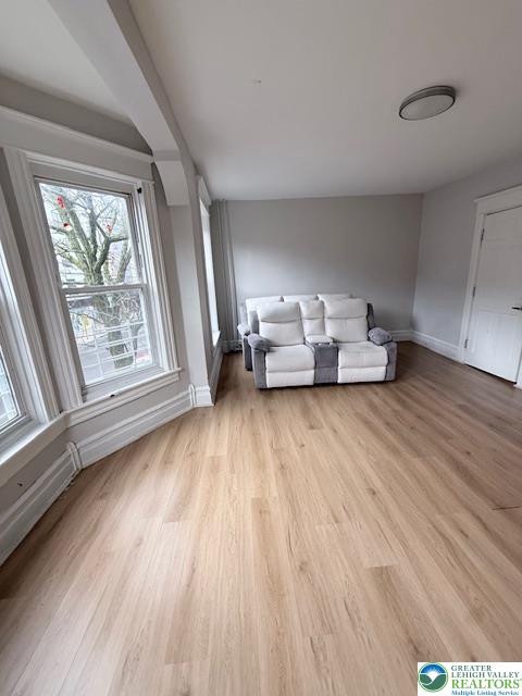 944 Walnut Street Allentown, PA 18102 - Photo 4 of 33