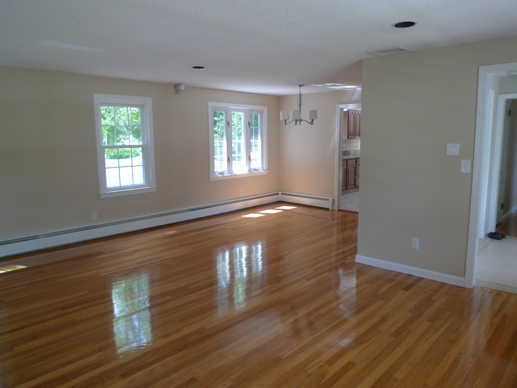 201 Porter Road East Longmeadow, MA 01028 - Photo 8 of 29 Gallery Image 8