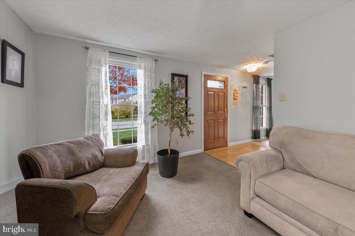 248 Winding Way Marlton, NJ 08053 - Photo 25 of 41 a living room with furniture and a large window