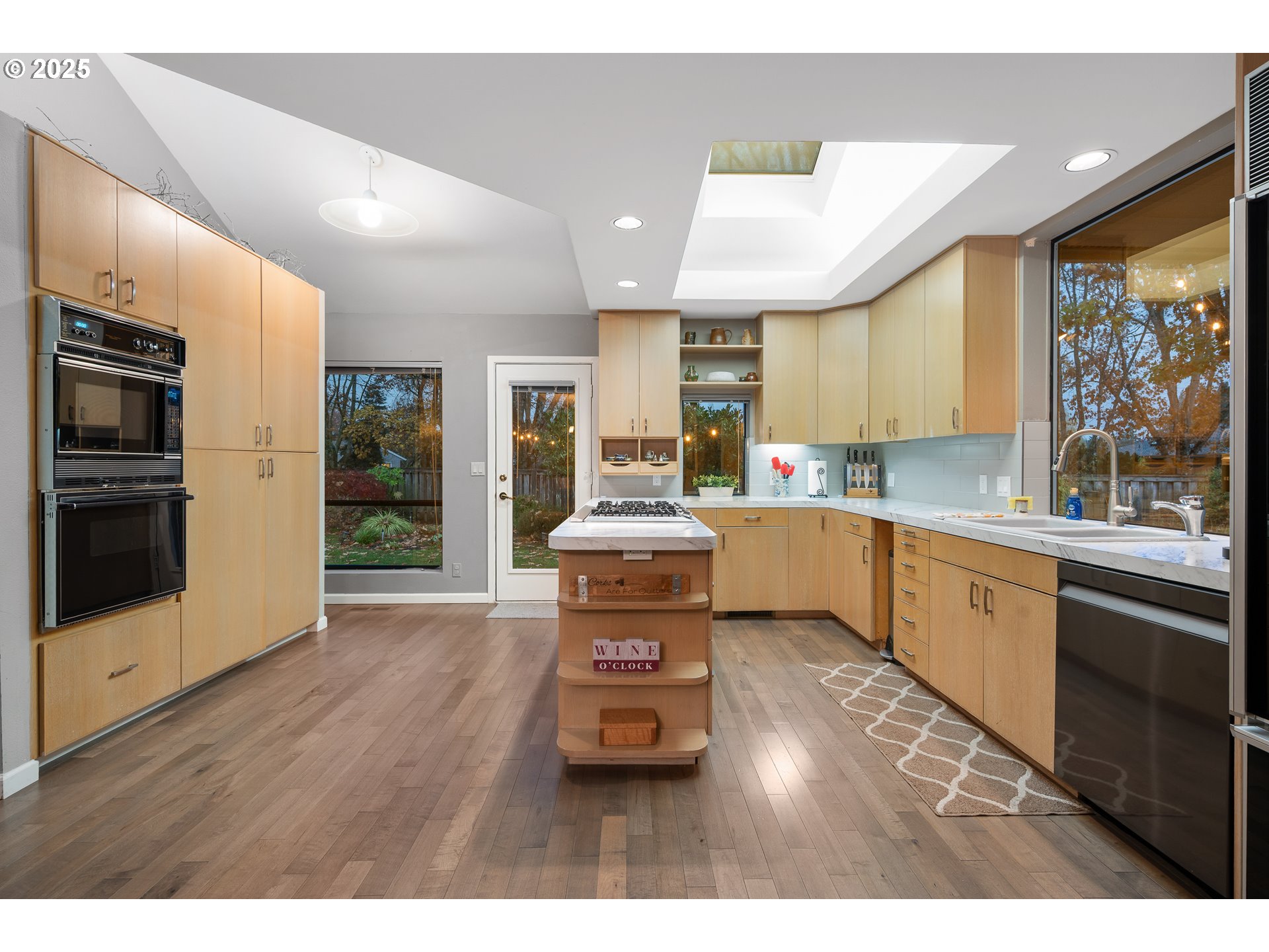 6865 Southwest Country View Court North Wilsonville, OR 97070 - Photo 13 of 47