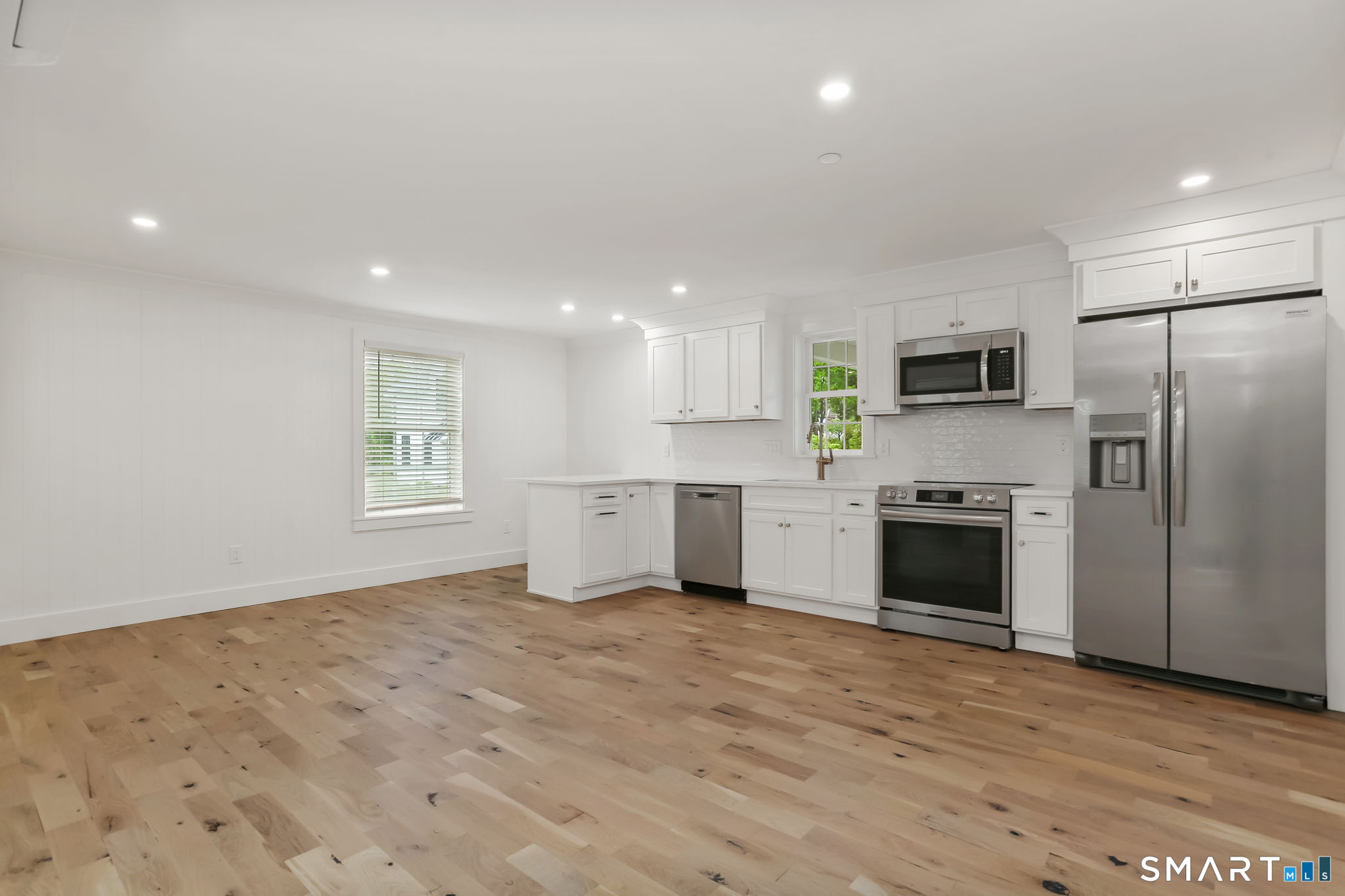 49 Daniels Farm Road, Unit C Trumbull, CT 06611 - Photo 5 of 13
