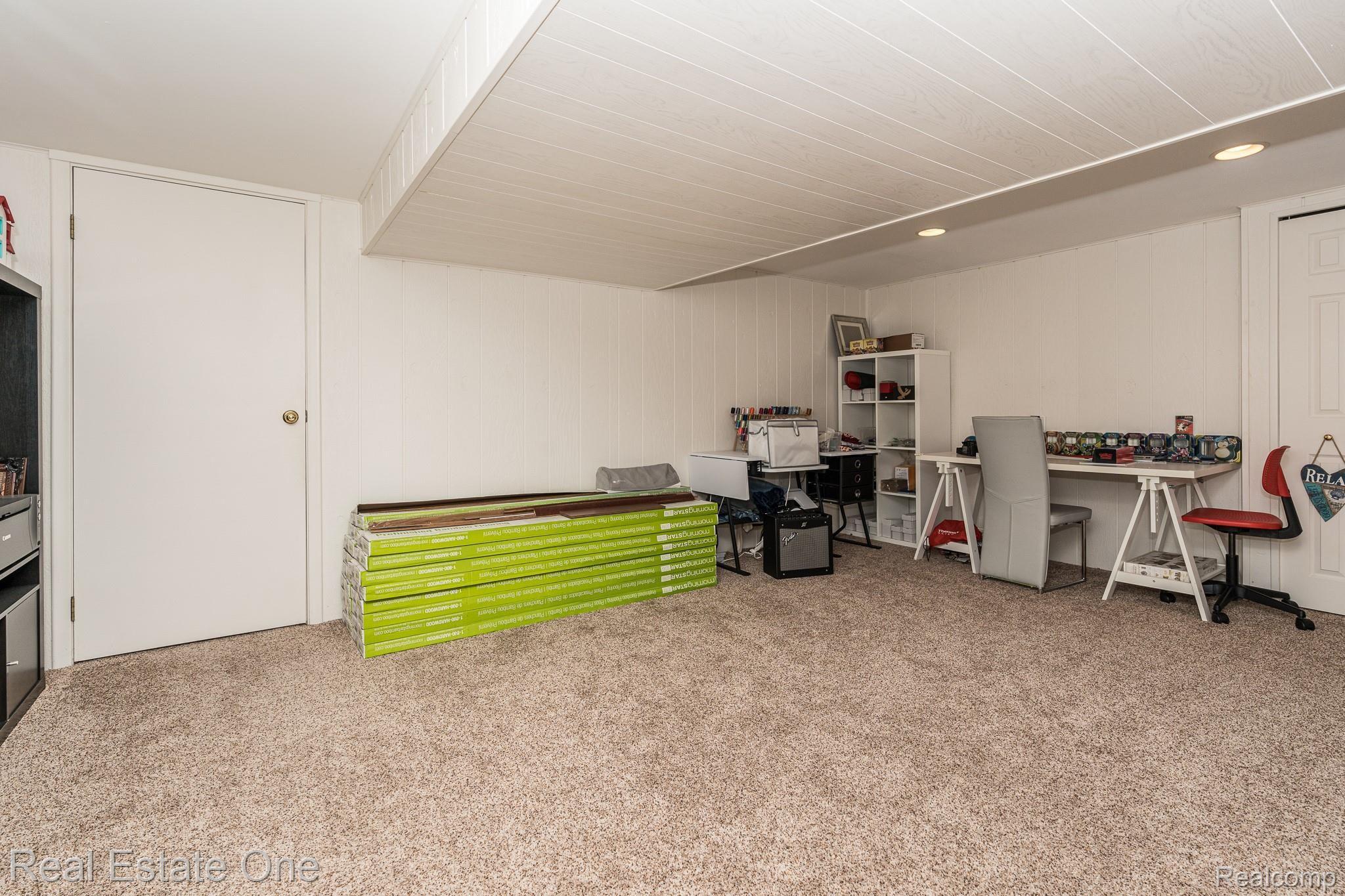 3460 Wedgewood Drive Rochester, MI 48306 - Photo 35 of 47 Wedgewood MLS-W030.jpg